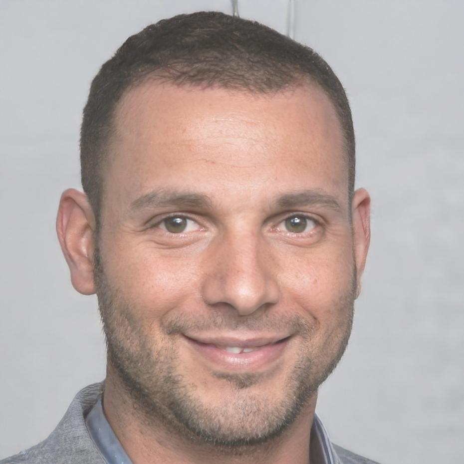 Miguel Tavares